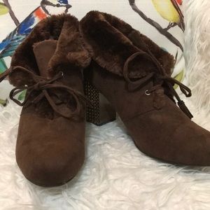 Fall booties- 9 wide